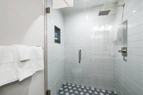 Kiva 125 by East West Hospitality